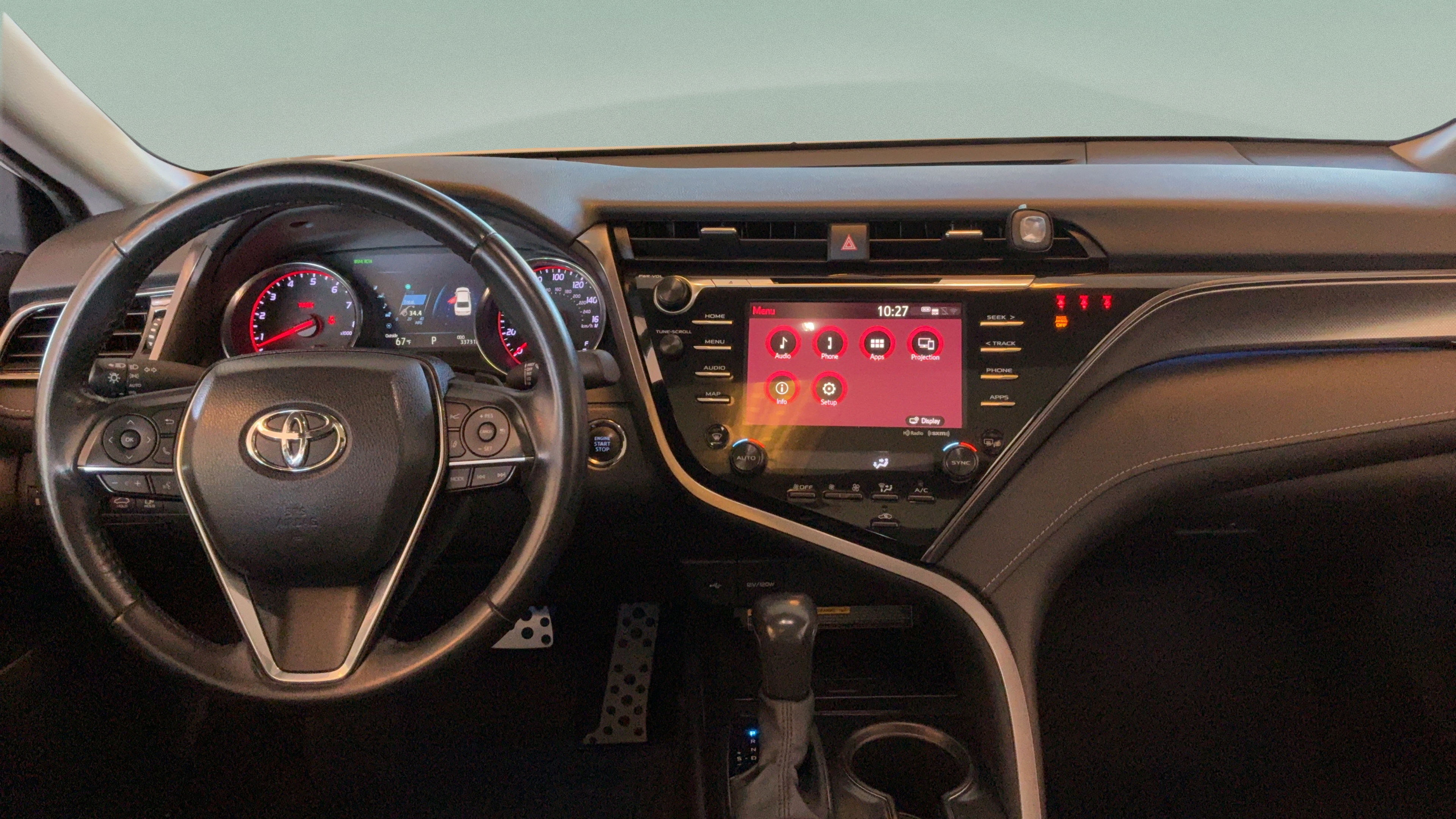 Used 2020 Toyota Camry XSE FWD image 28