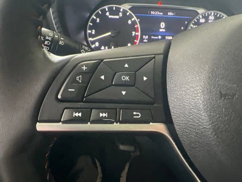 Used 2020 Nissan Sentra SR w/ Premium Package FWD image 51