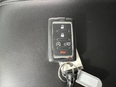 Used 2024 Jeep Grand Cherokee Limited 4xe w/ MOPAR Finishing Package AWD/4WD image 38