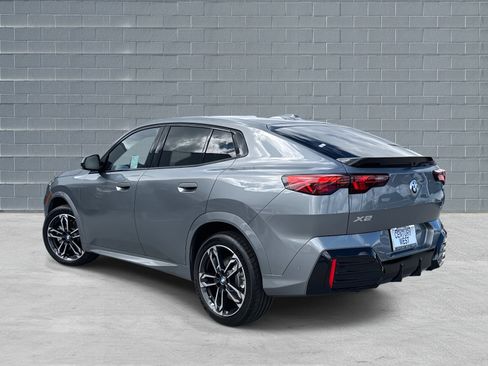 Used 2024 BMW X2 xDrive28i w/ Premium Package image 7