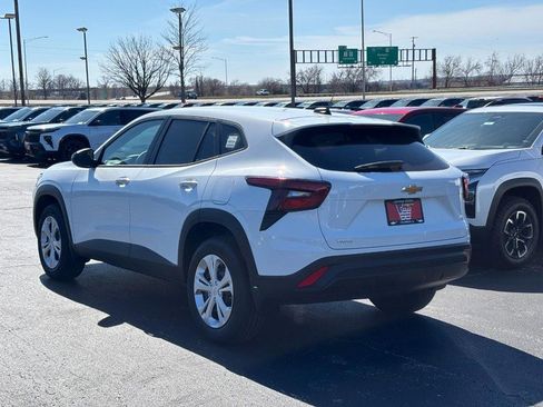 New 2026 Chevrolet Trax LS w/ Driver Confidence Package image 3