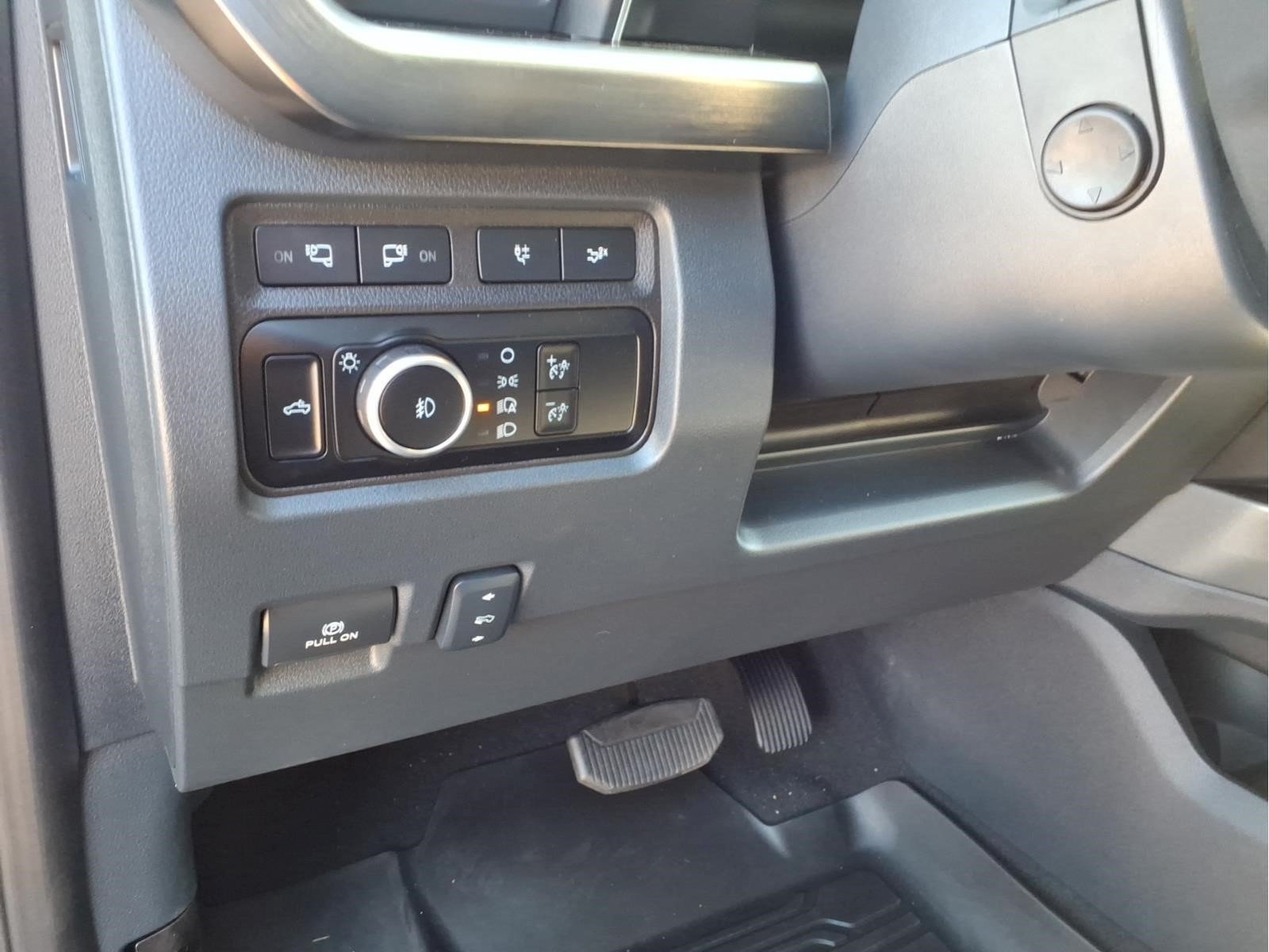 Used 2024 Ford F250 Lariat w/ Chrome Package AWD/4WD image 29