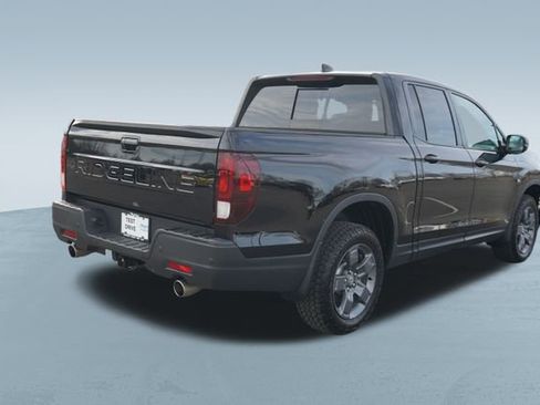 Used 2024 Honda Ridgeline TrailSport image 9
