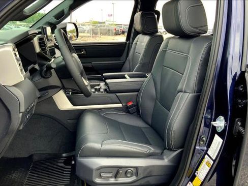 Certified 2026 Toyota Tundra Limited AWD/4WD image 8