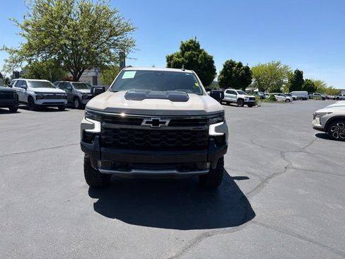 Used 2026 Chevrolet Silverado 1500 ZR2 w/ Dark Appearance Package AWD/4WD image 2