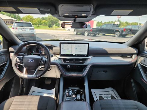 Used 2025 Ford Explorer ST-Line AWD/4WD image 21