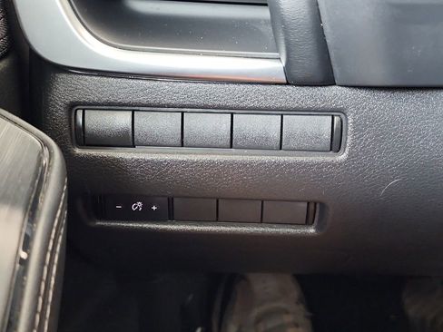 Used 2021 Nissan Rogue S image 21