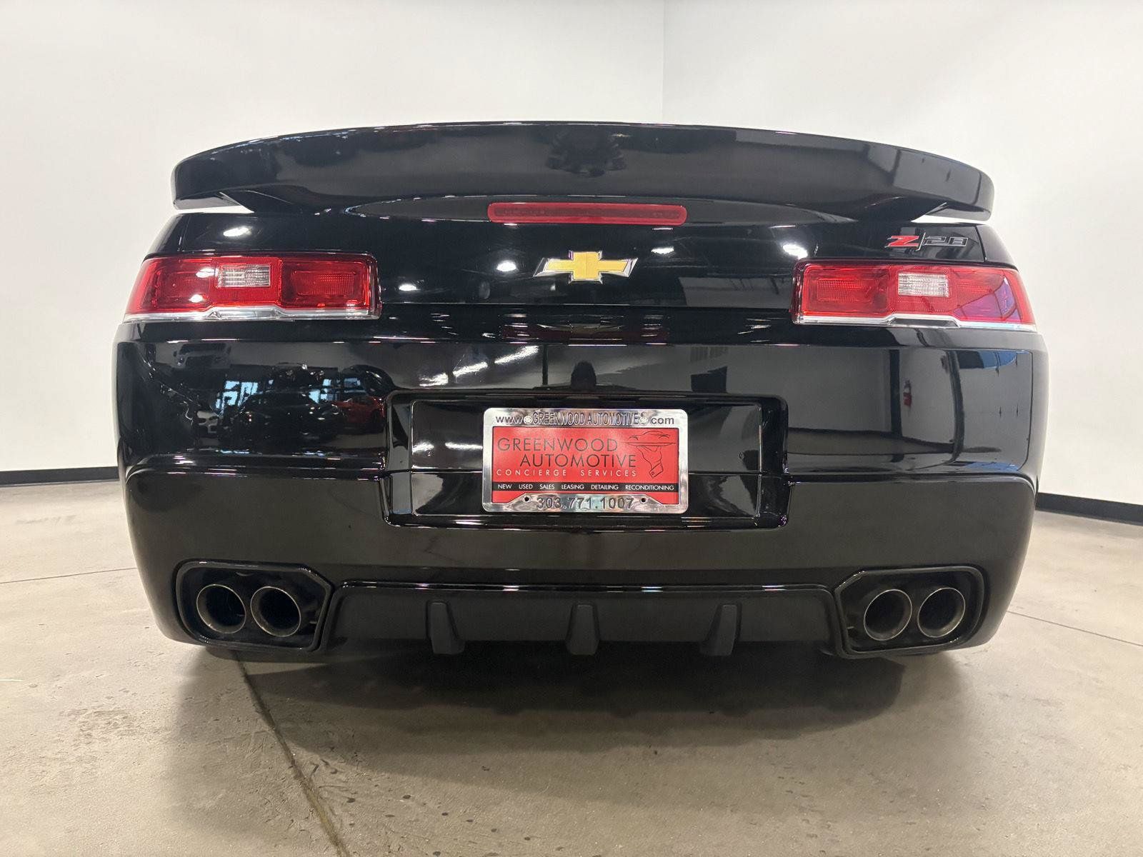 Used 2015 Chevrolet Camaro Z/28 RWD image 5
