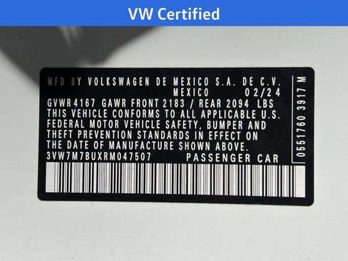 Certified 2024 Volkswagen Jetta SE w/ Panoramic Sunroof Package image 32