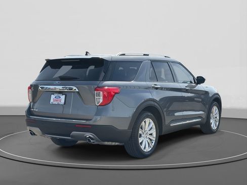 Certified 2023 Ford Explorer Limited w/ Limited Technology Package image 5
