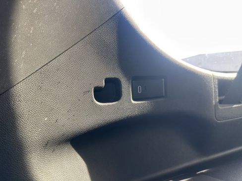 Used 2022 GMC Yukon XL Denali image 49