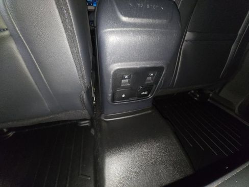 Used 2024 Ford Bronco Wildtrak AWD/4WD image 28