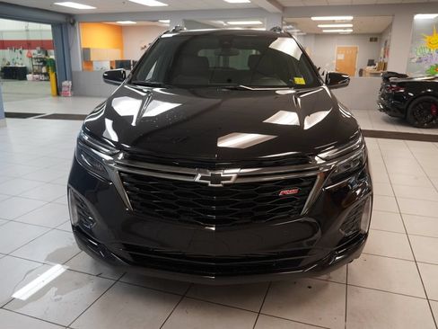 Used 2023 Chevrolet Equinox RS w/ LPO, Floor Liner Package FWD image 16