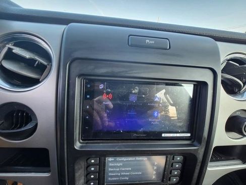 Used 2013 Ford F150 XLT w/ XLT Chrome Pkg image 16