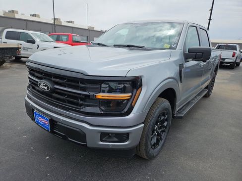 New 2026 Ford F150 XLT w/ Equipment Group 302A MID image 4