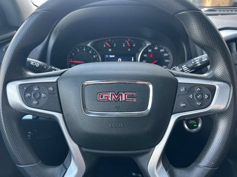 Used 2024 GMC Terrain SLE FWD image 26