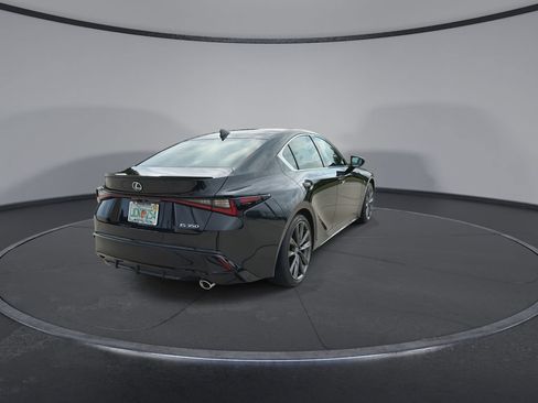 Used 2025 Lexus IS 350 F Sport RWD image 8