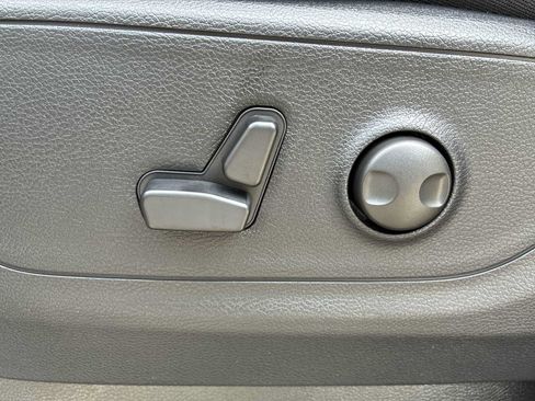 New 2026 RAM 1500 Big Horn AWD/4WD image 14