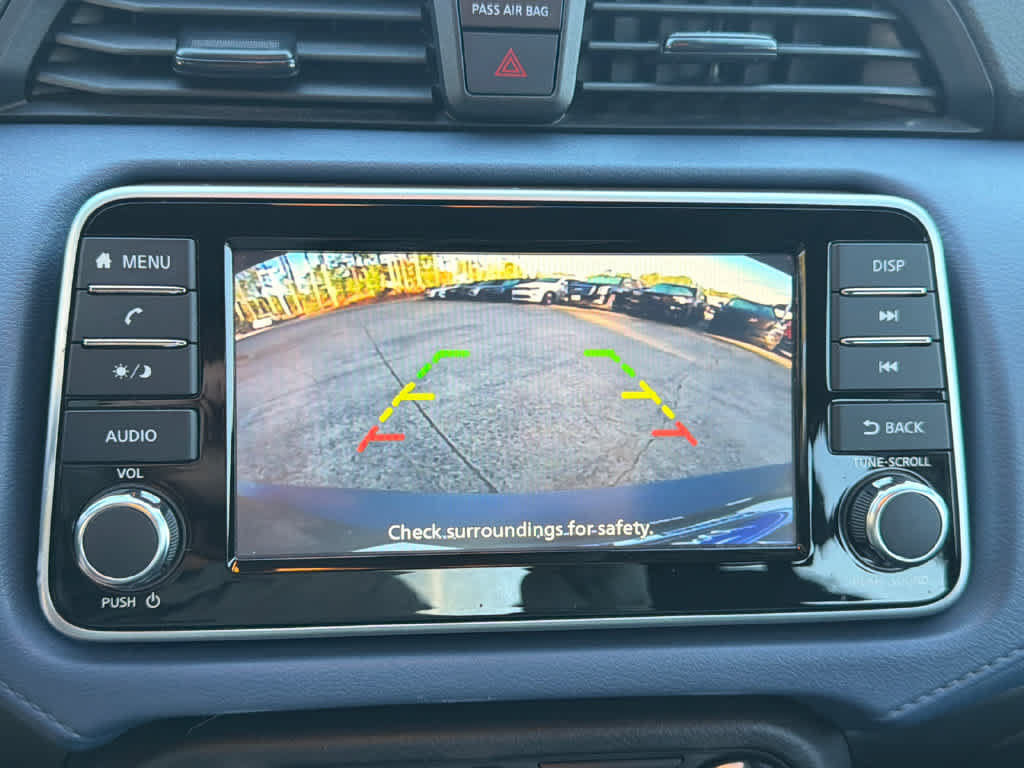 Used 2025 Nissan Versa SV FWD image 34