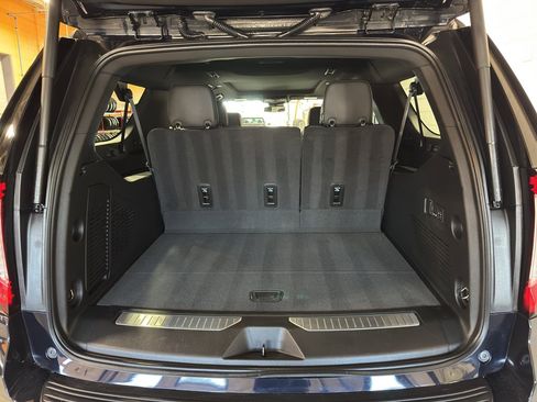 Used 2024 GMC Yukon XL Denali AWD/4WD image 24