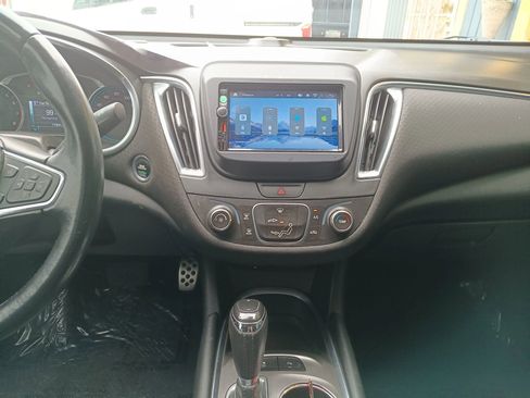 Used 2016 Chevrolet Malibu LT w/ Driver Confidence Package image 10