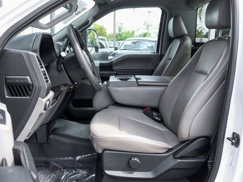 Used 2020 Ford F450 XL w/ Power Equipment Group image 18