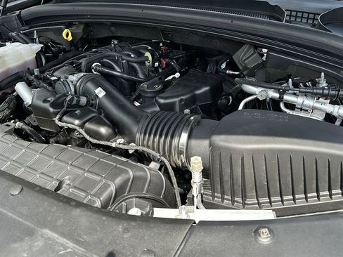 Used 2023 Jeep Grand Cherokee L Laredo image 11