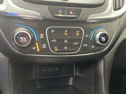 Certified 2022 Chevrolet Equinox LT image 21