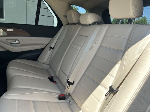 Certified 2020 Mercedes-Benz GLE 450 4MATIC image 34