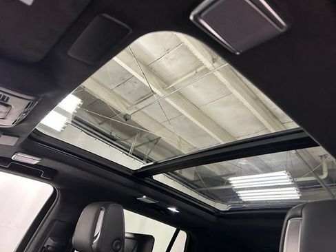 Used 2024 Cadillac Escalade V w/ LPO, ONYX Package AWD/4WD image 19