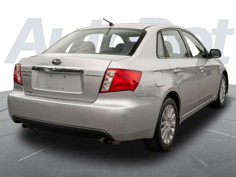 Used 2010 Subaru Impreza 2.5i Premium AWD/4WD image 3
