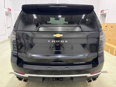 Used 2025 Chevrolet Tahoe Premier AWD/4WD image 5