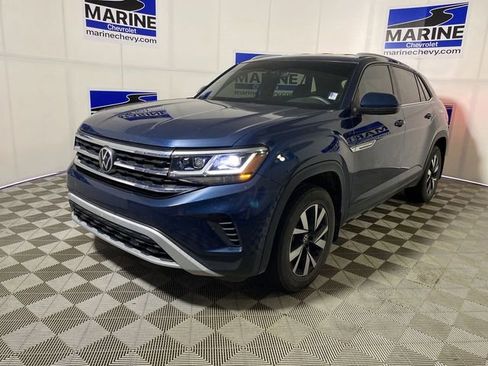 Used 2022 Volkswagen Atlas Cross Sport SE image 14