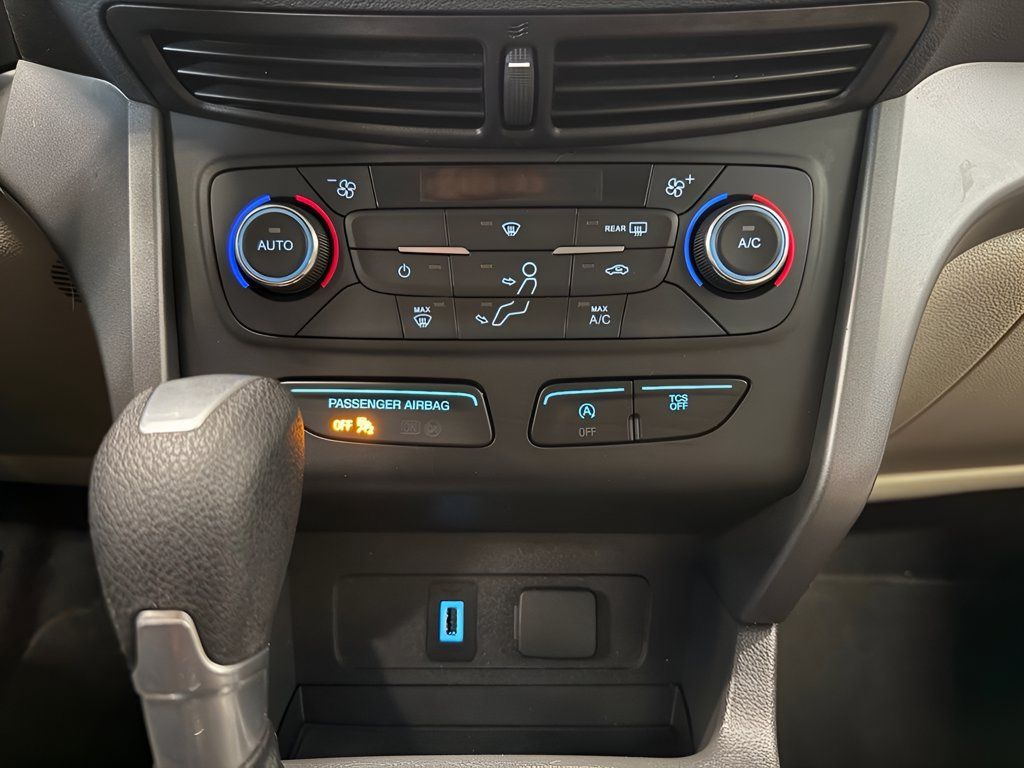 Used 2017 Ford Escape SE FWD image 23