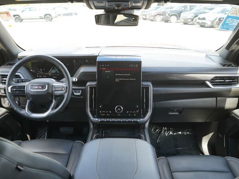 Used 2025 GMC Yukon XL Elevation AWD/4WD image 15