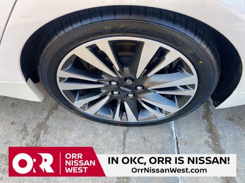 Used 2020 Lincoln MKZ Reserve w/ Elements Package image 9