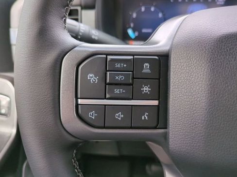 Used 2025 Ford F150 Lariat w/ Equipment Group 501A Mid image 27