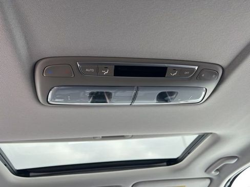 Certified 2025 Kia Telluride S image 35