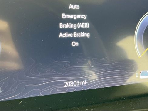 Used 2023 Jeep Grand Cherokee L Laredo image 12