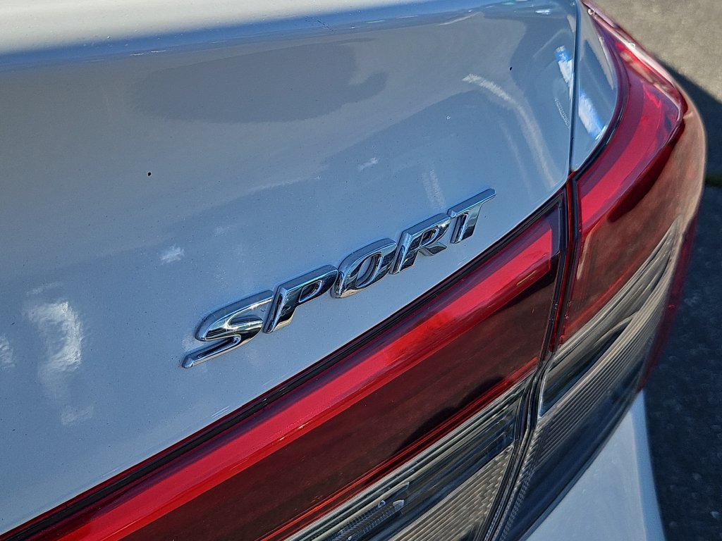 Used 2024 Honda Civic Sport image 12