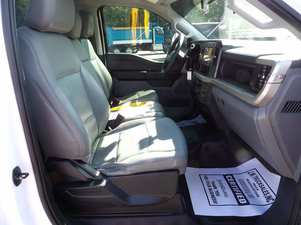Used 2023 Ford F250 XL RWD image 30