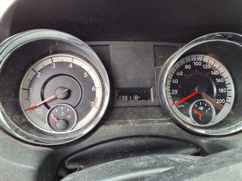 Used 2015 Dodge Grand Caravan American Value Package image 12