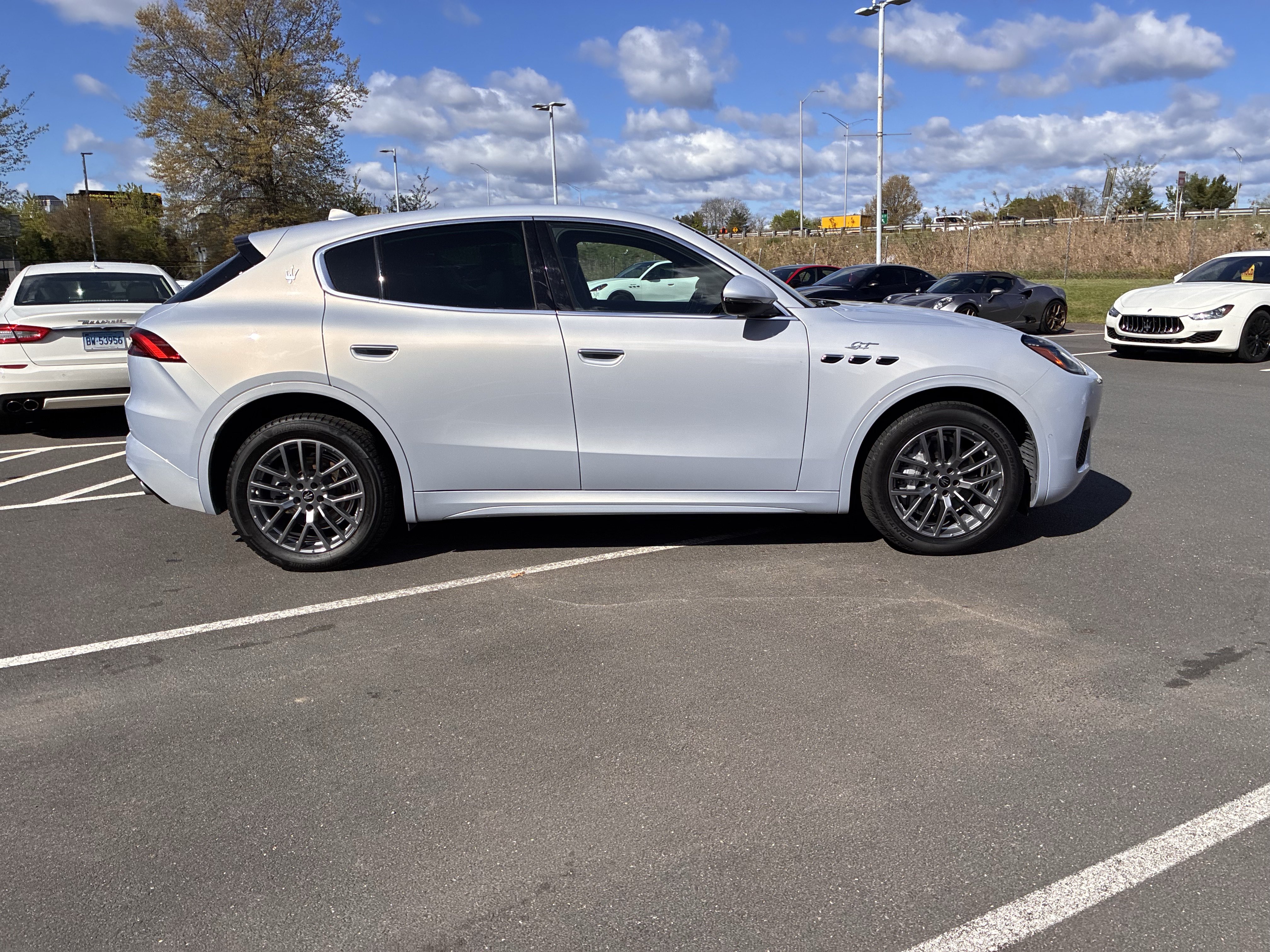 Used 2024 Maserati Grecale GT AWD/4WD image 5