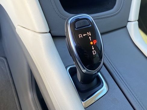 Used 2019 Cadillac XT5 Luxury image 18