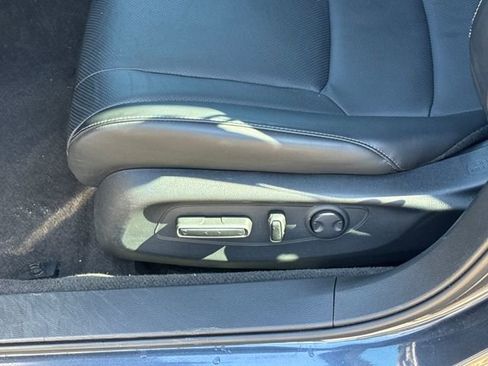 Used 2023 Honda Accord Touring image 4