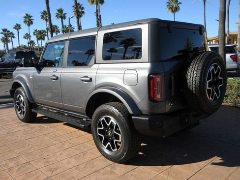 Certified 2022 Ford Bronco Outer Banks image 2