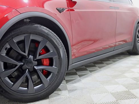 Used 2023 Tesla Model X Plaid image 4