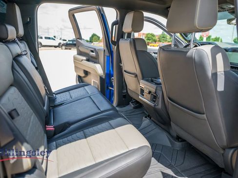 Used 2023 Chevrolet Silverado 1500 ZR2 w/ Technology Package AWD/4WD image 14