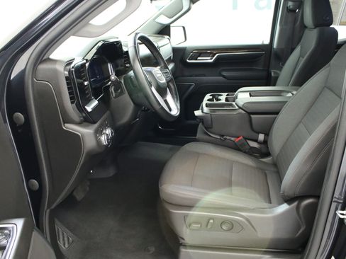 Used 2023 GMC Sierra 1500 SLE AWD/4WD image 25