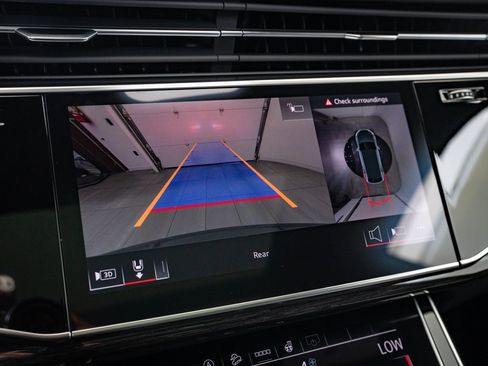 New 2026 Audi Q8 Premium Plus image 32